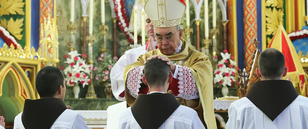 Ordenaciones diaconales y sacerdotales de Heraldos del Evangelio